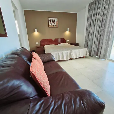 La Tagora With Private Pool Vila *
